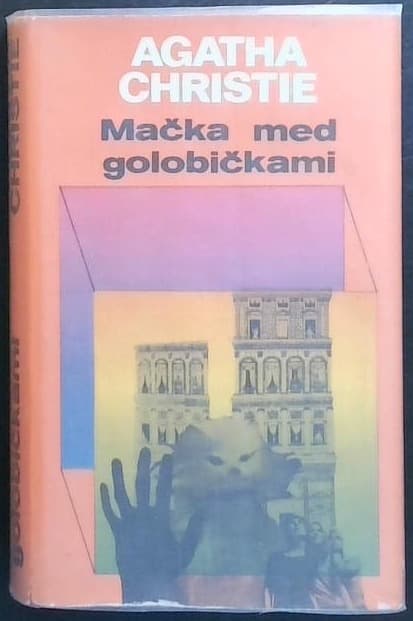 Mačka med golobičkami