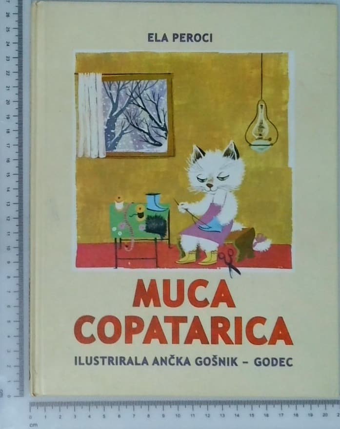Muca copatarica 