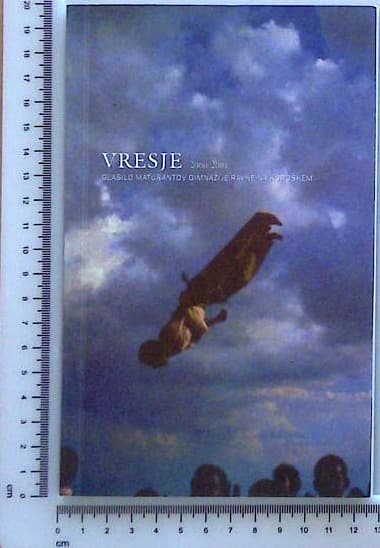 Vresje : Glasilo maturantov gimnazije Ravne na Koroškem.